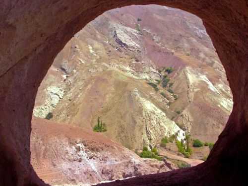 TREKKING IN IRAN 2013